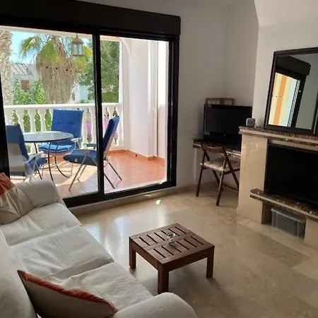 Azahar Apartment *